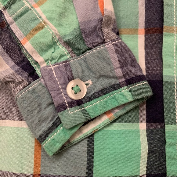 2T Boys Plaid Button down shirt - Picture 5 of 6